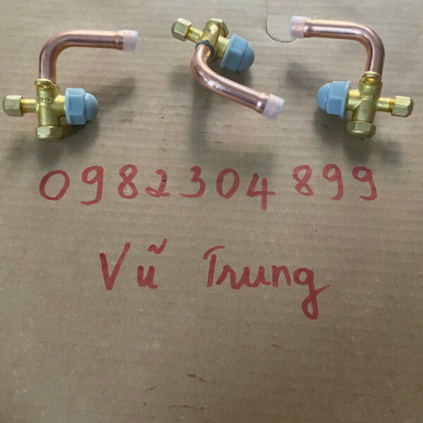 Khoá cục nóng phi 12