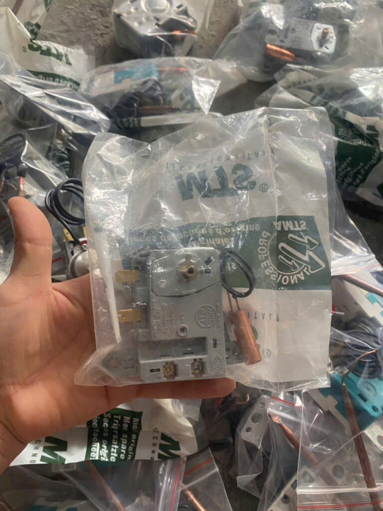 Rơ le bình nóng lạnh Ariston đời mới (có cảm biến), Rơle nhiệt độ BNL 15L-30L (loại tốt) – ICYTECH  5.0  1 đánh giá