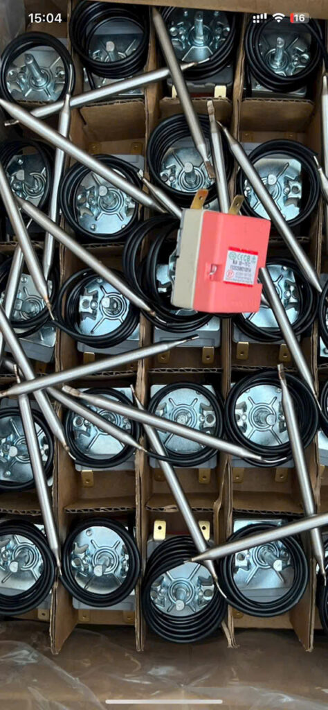 rơ le nhiệt bình nóng Picenza hồng – Rơ le hồng loại tốt