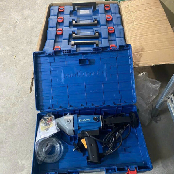 Máy Khoan Rút Lõi 2000W Dongcheng DZZ05-110